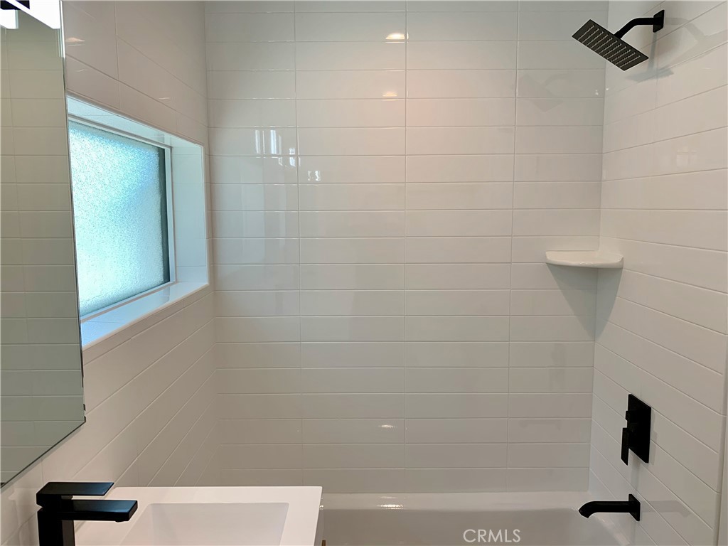 595 Saint Anns Drive