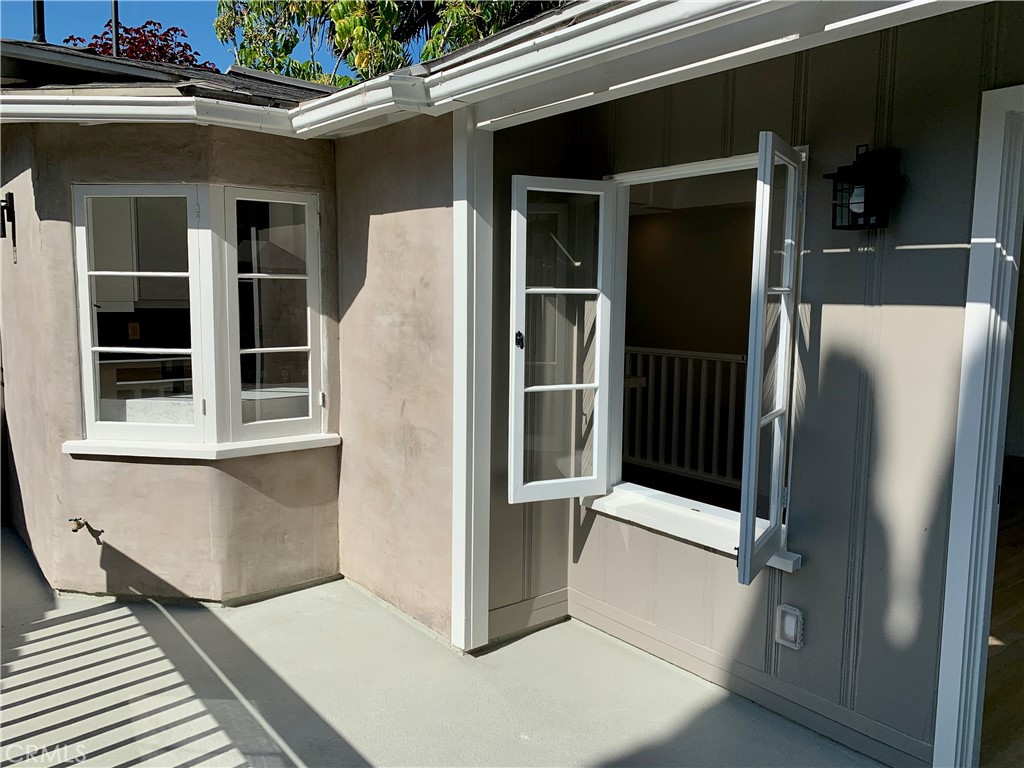 595 Saint Anns Drive