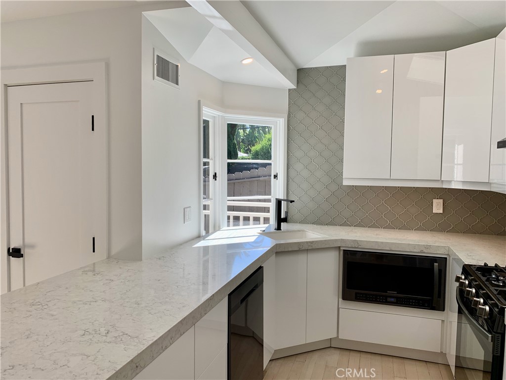 595 Saint Anns Drive