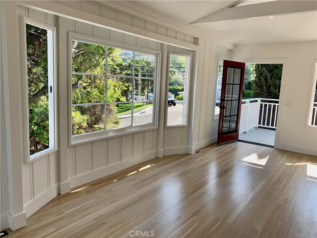 595 Saint Anns Drive