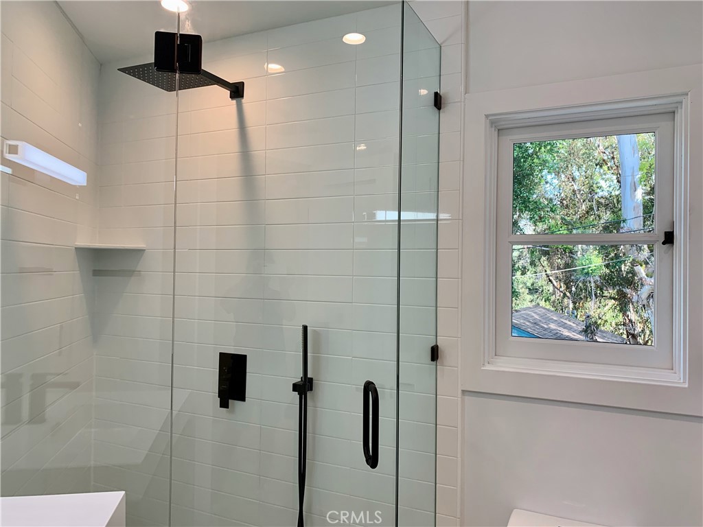 595 Saint Anns Drive