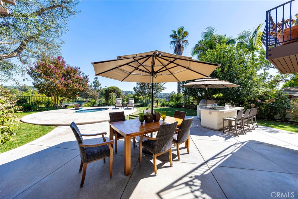 24256 Via Santa Clara