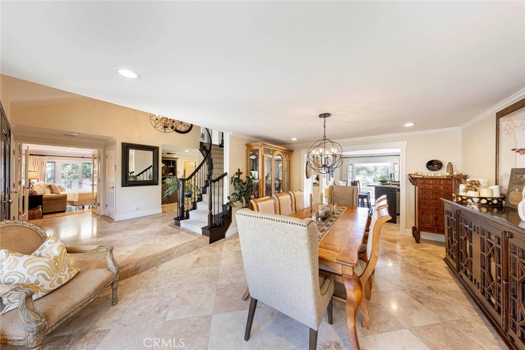 24256 Via Santa Clara