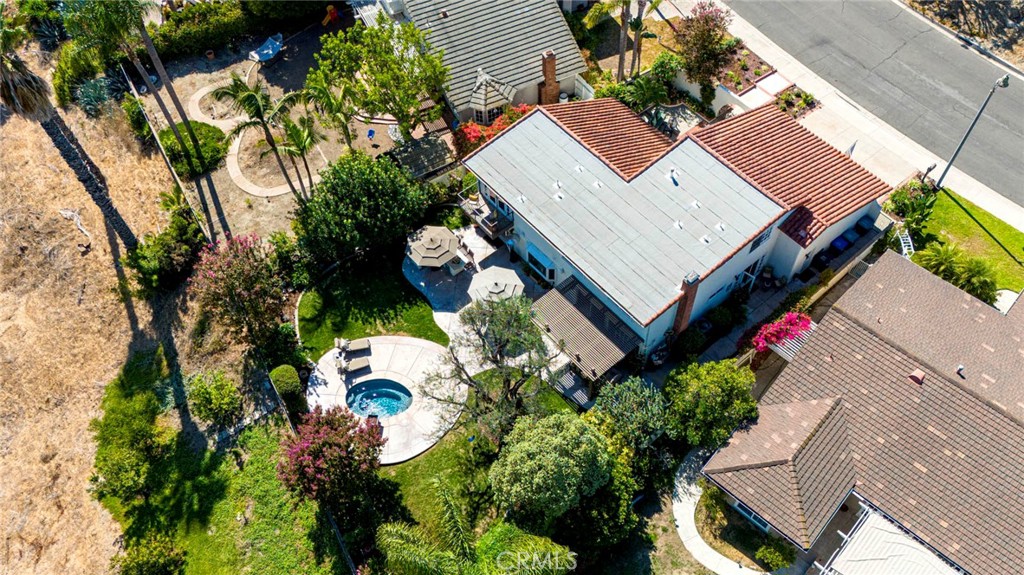 24256 Via Santa Clara