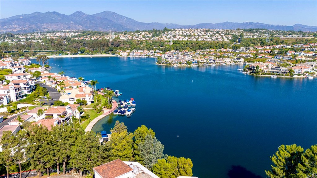 24256 Via Santa Clara