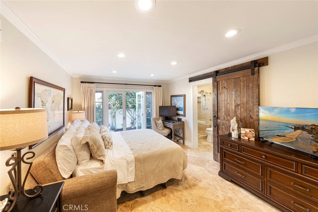 24256 Via Santa Clara