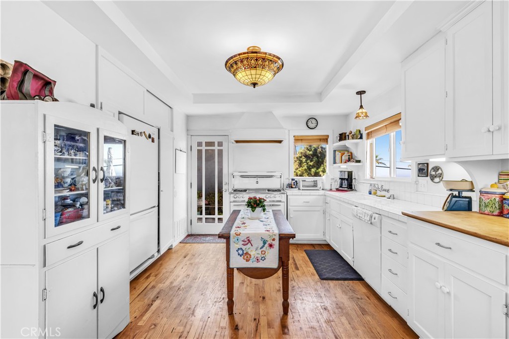 113 Avenida Salvador