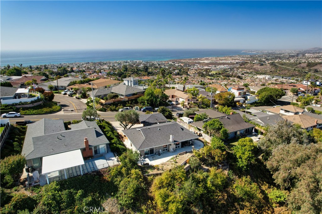 113 Avenida Salvador