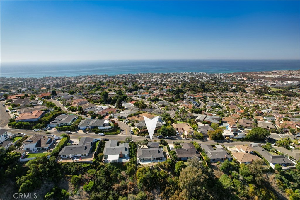 113 Avenida Salvador