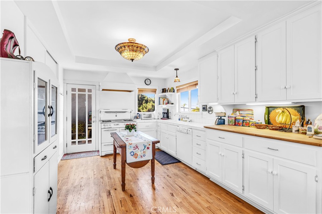 113 Avenida Salvador