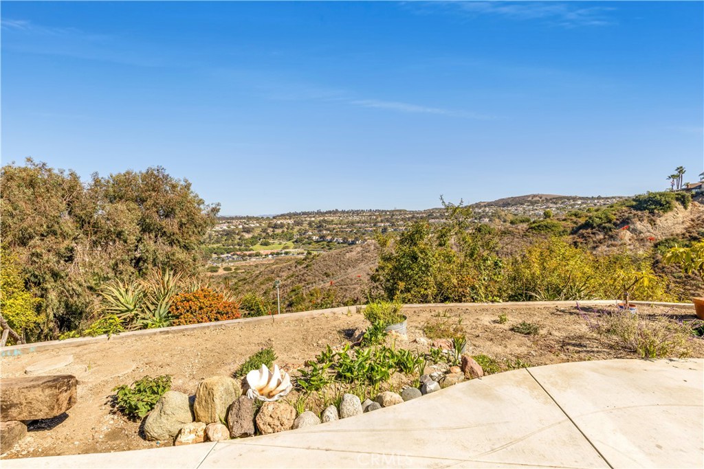 113 Avenida Salvador