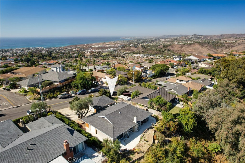 113 Avenida Salvador