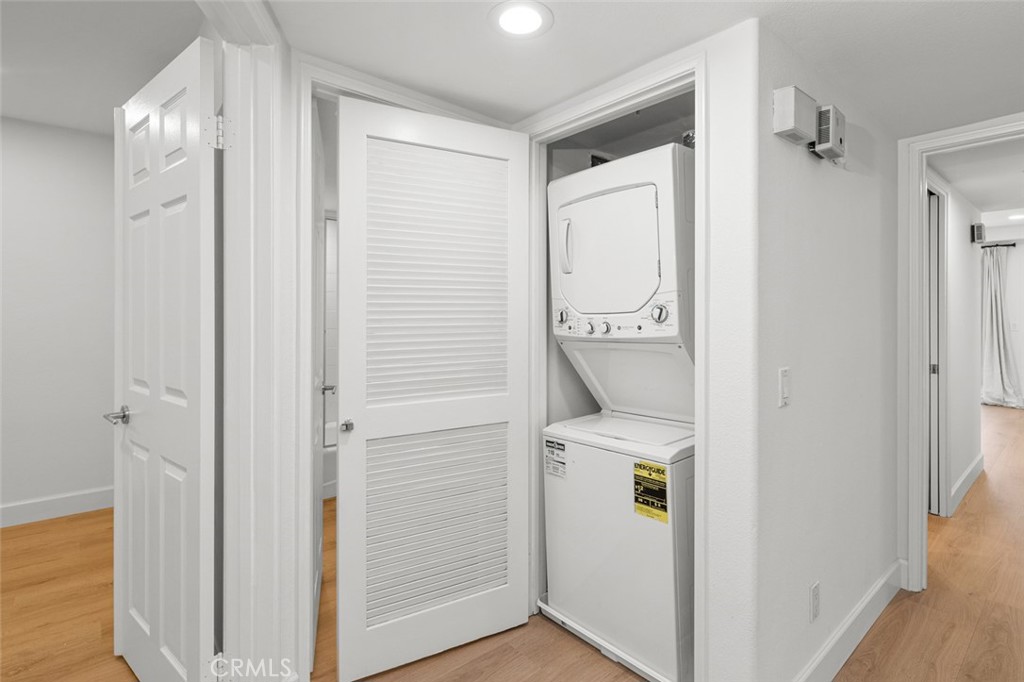 200 Pacific Coast Highway 226