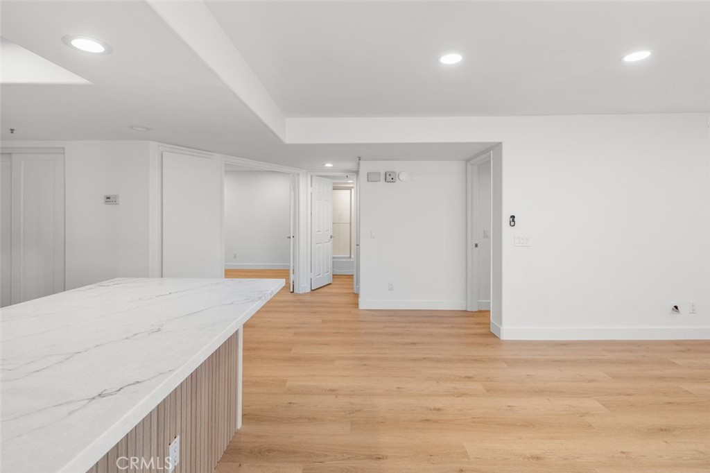 200 Pacific Coast Highway 226