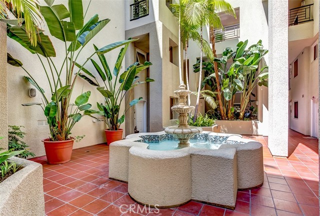 200 Pacific Coast HWY Unit: 226