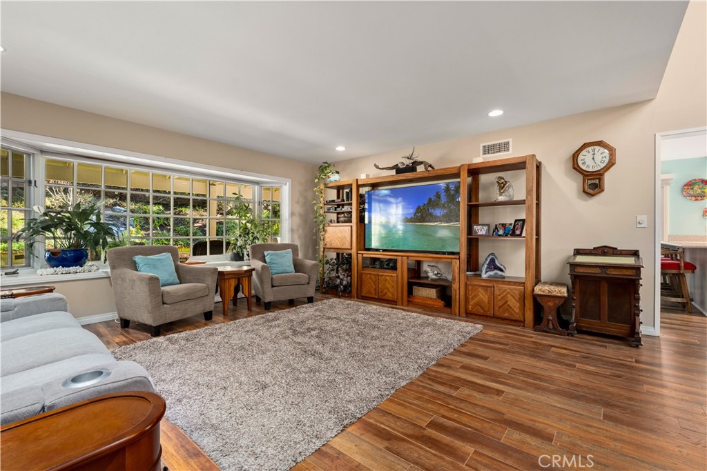 1874 Parkcrest Drive