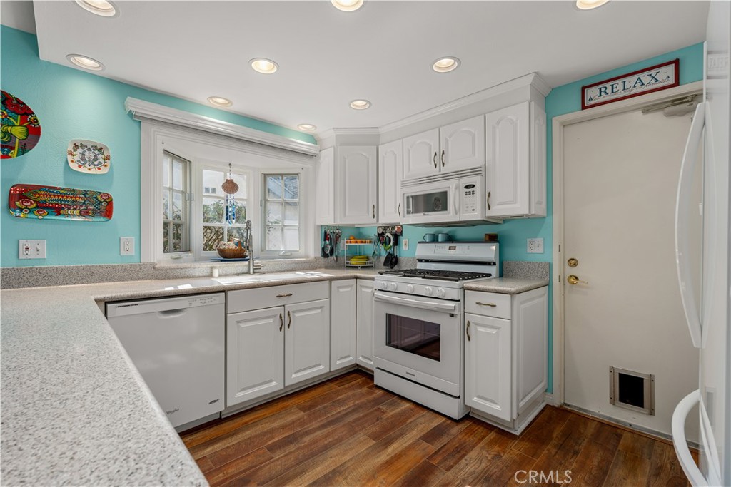 1874 Parkcrest Drive