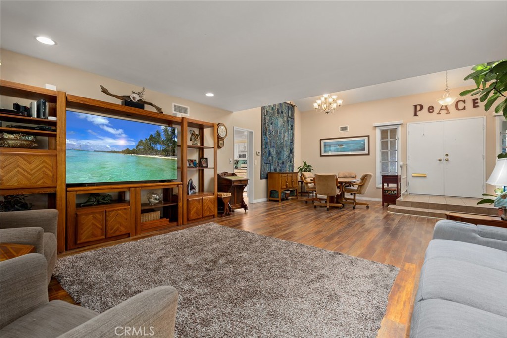 1874 Parkcrest Drive