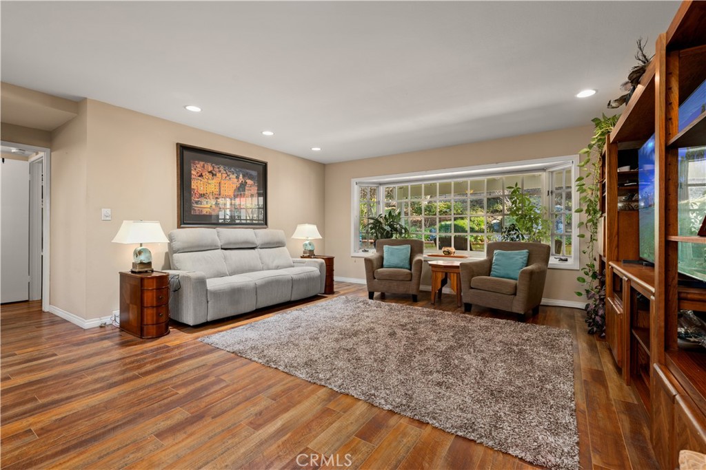 1874 Parkcrest Drive