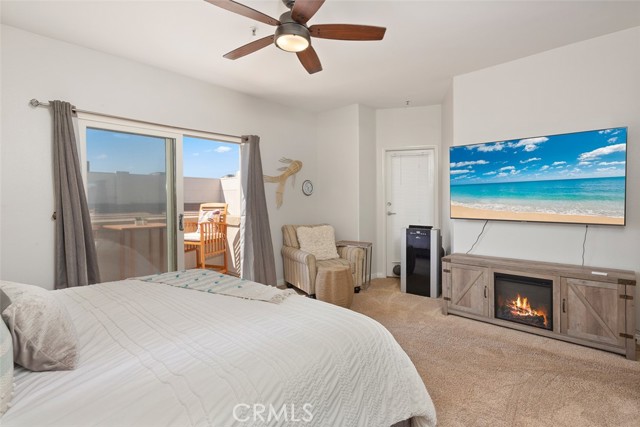 200 Pacific Coast HWY Unit: 320