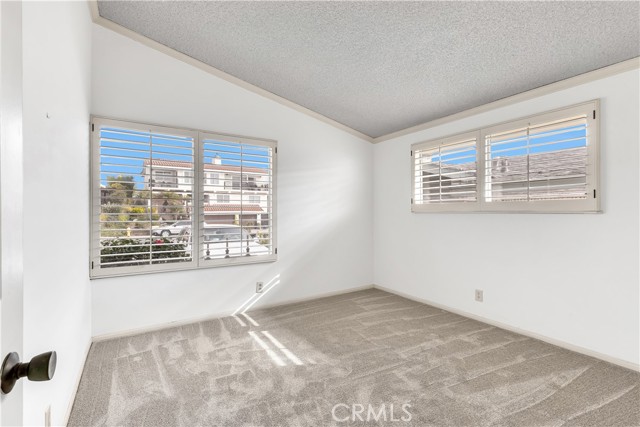 2909 La Ventana