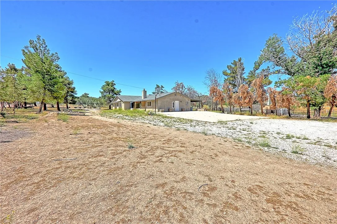 4924 Honeyhill Road