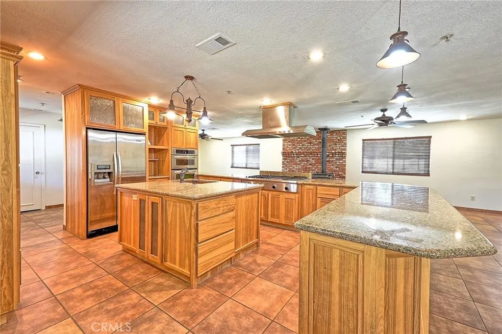4924 Honeyhill Road
