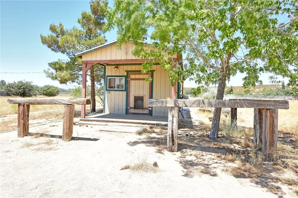 4924 Honeyhill Road