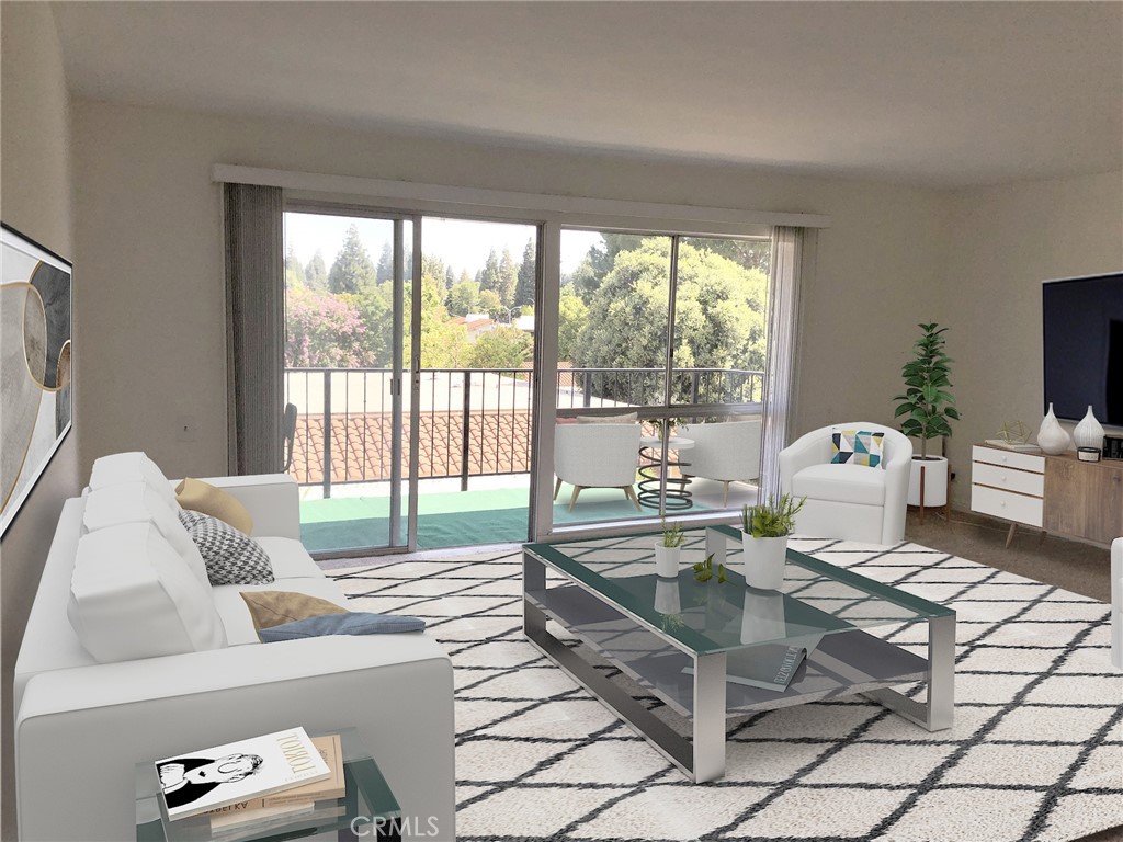 2193 Via Mariposa E N