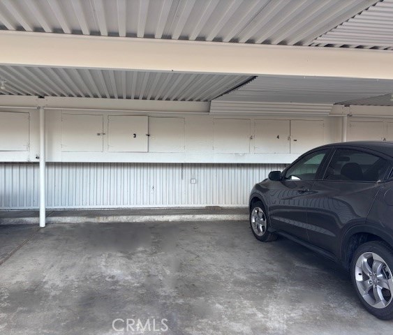 2193 Via Mariposa E N