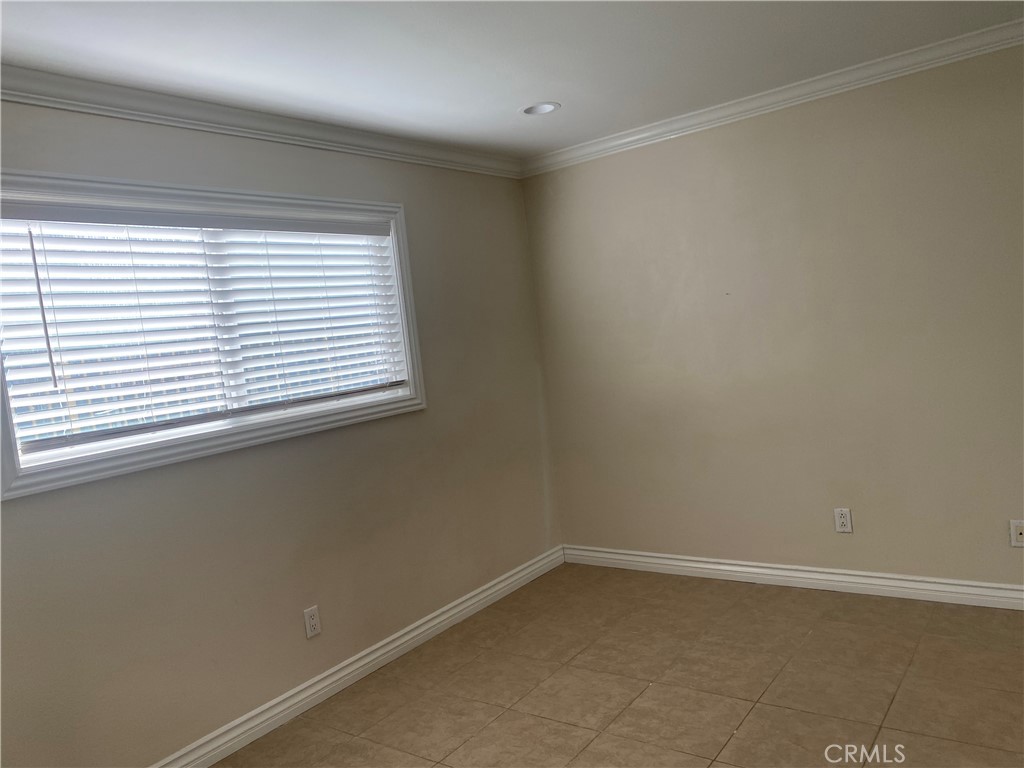 33941 SILVER LANTERN 3