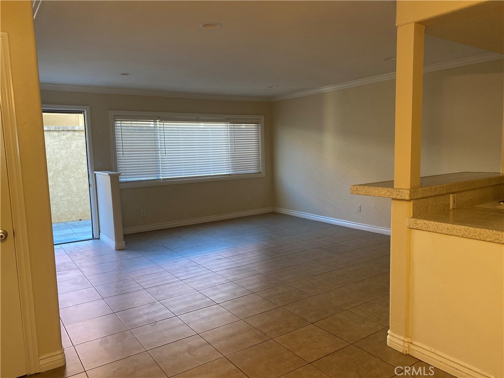 33941 SILVER LANTERN 3