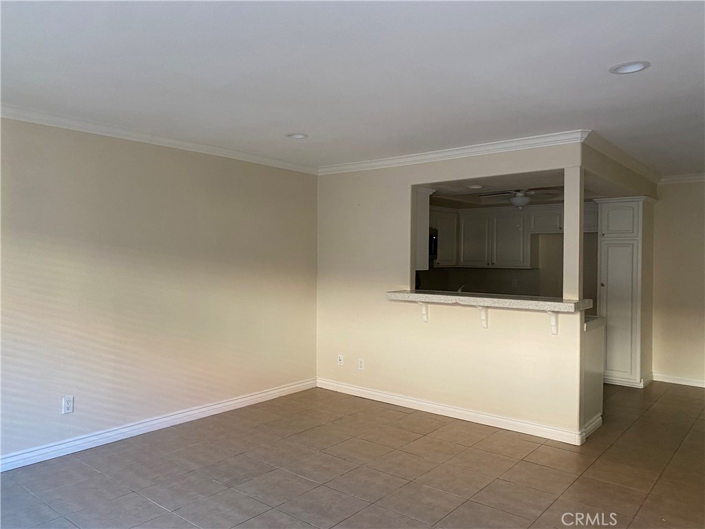 33941 SILVER LANTERN 3