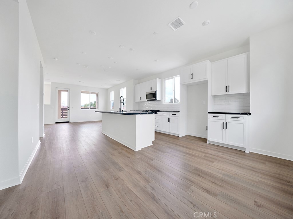 32071 Paseo Vibrante