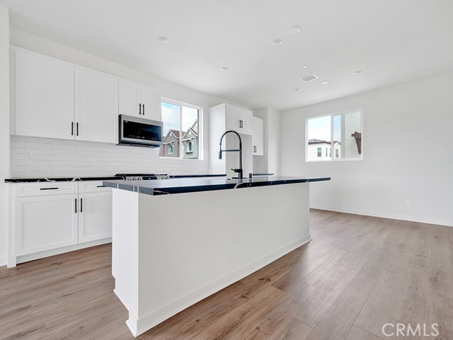 32071 Paseo Vibrante
