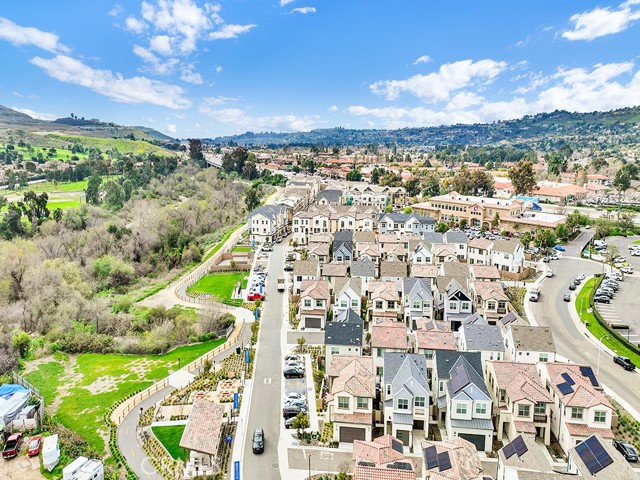 32071 Paseo Vibrante