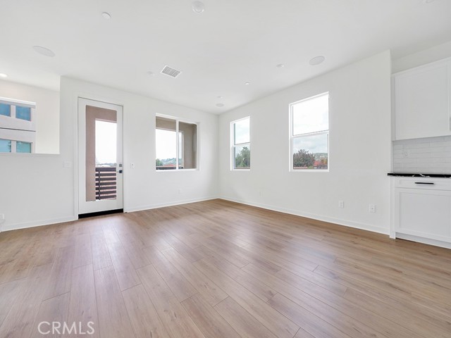 32071 Paseo Vibrante