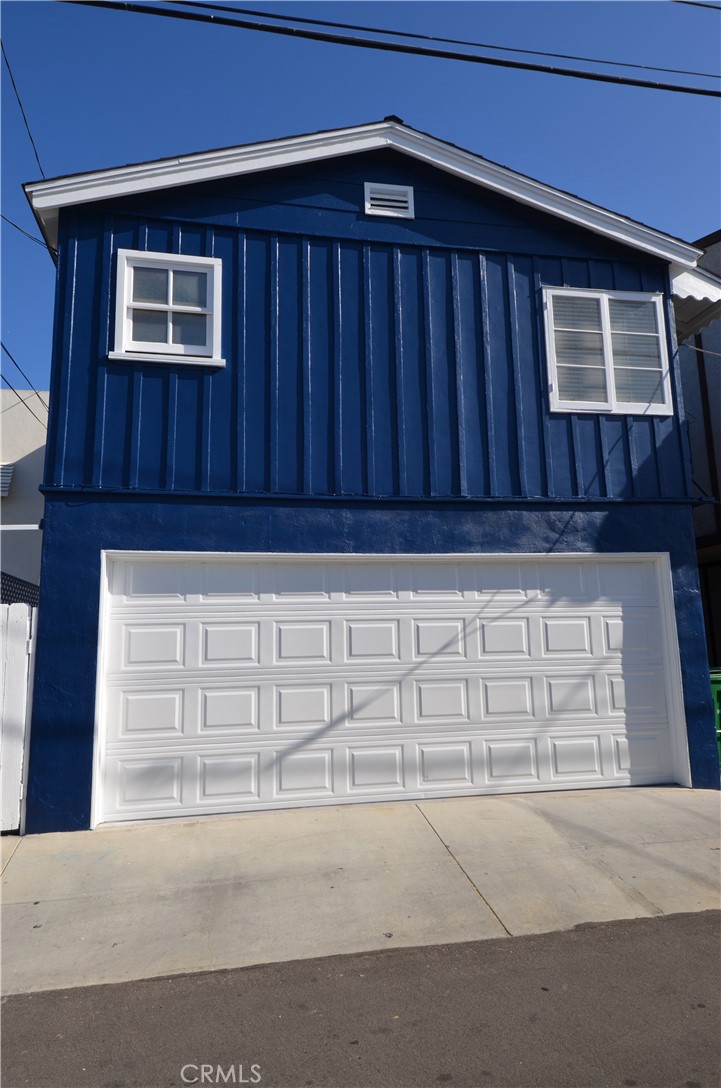 1451 Glenneyre Street