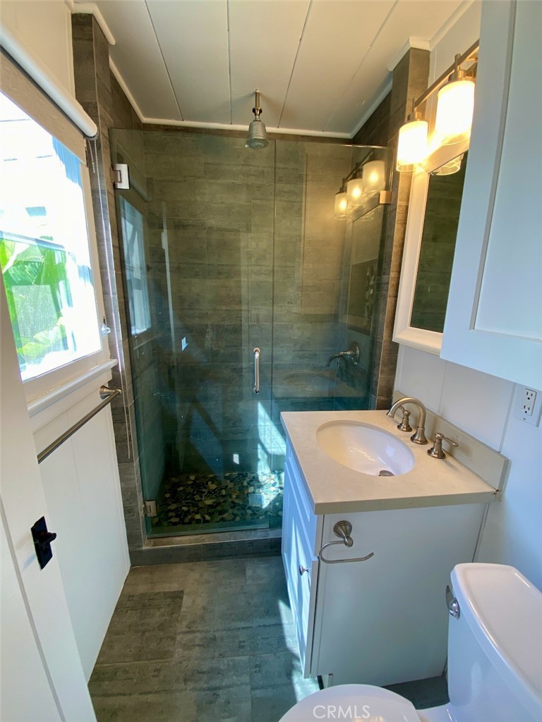 1451 Glenneyre Street