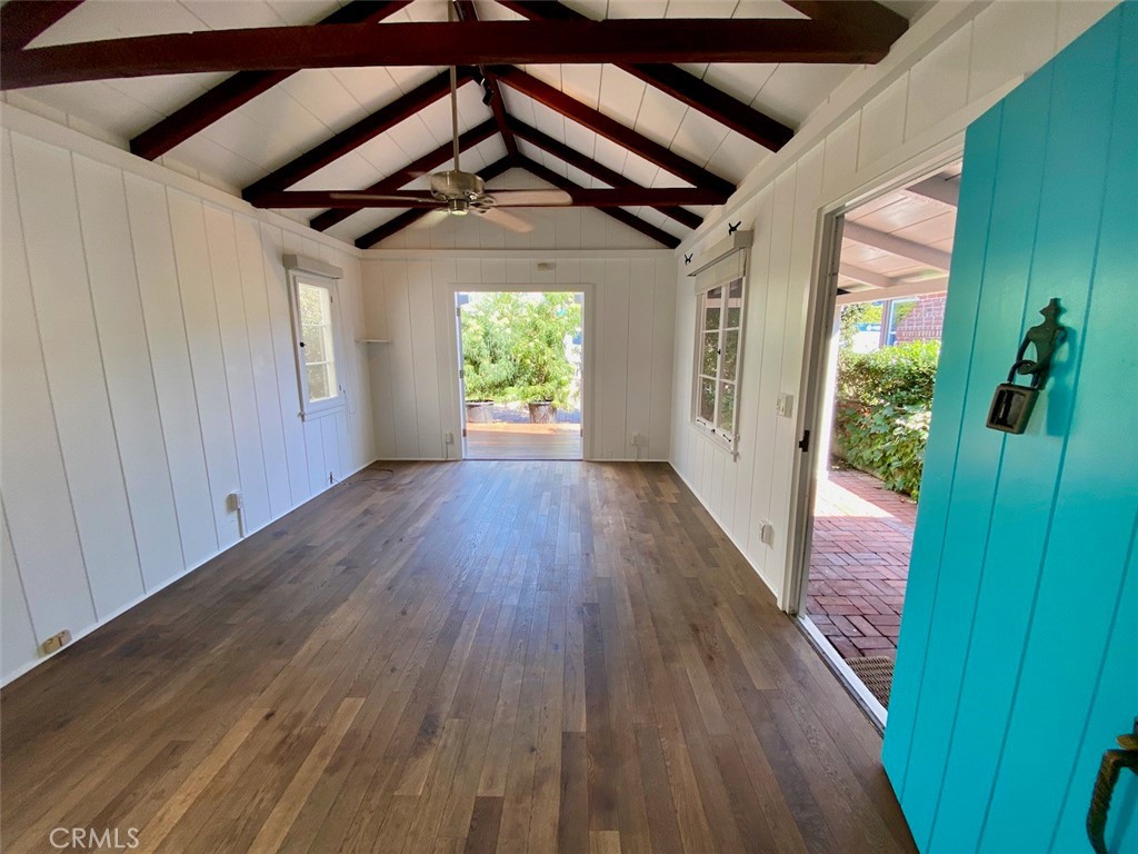 1451 Glenneyre Street