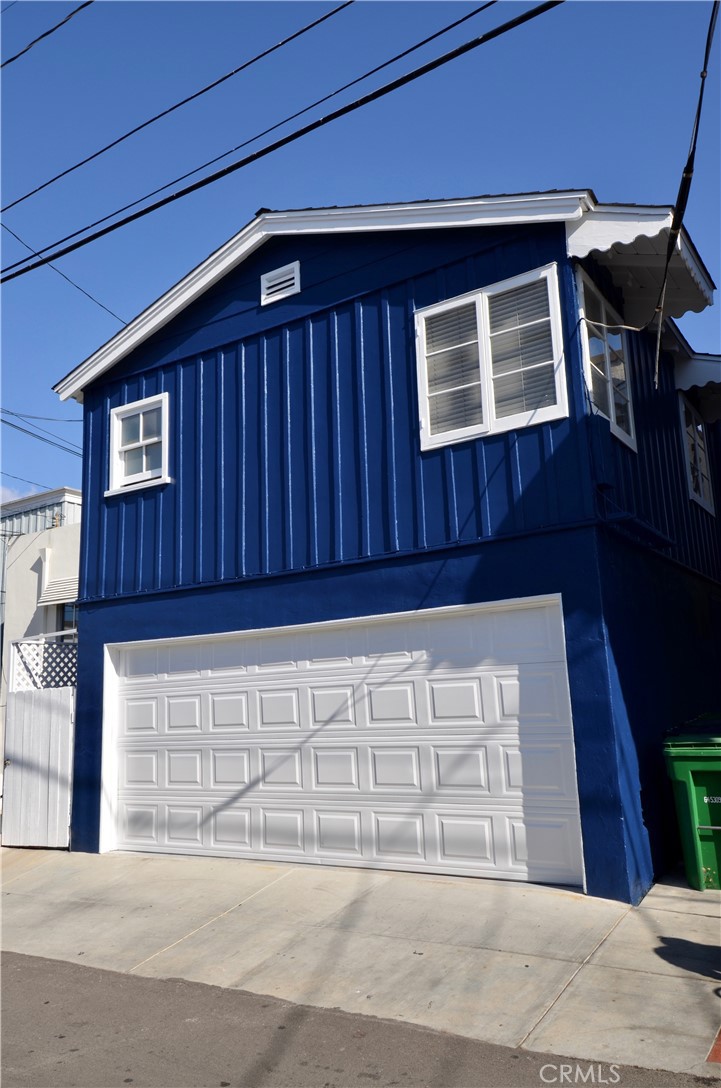 1451 Glenneyre Street