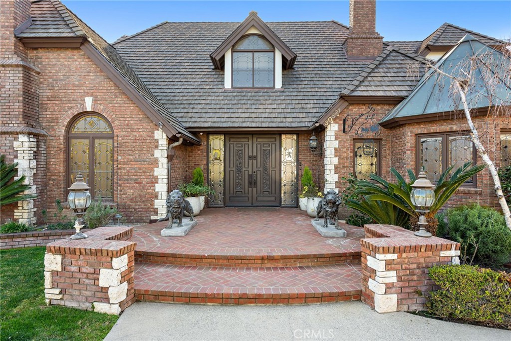 30821 Hunt Club Drive