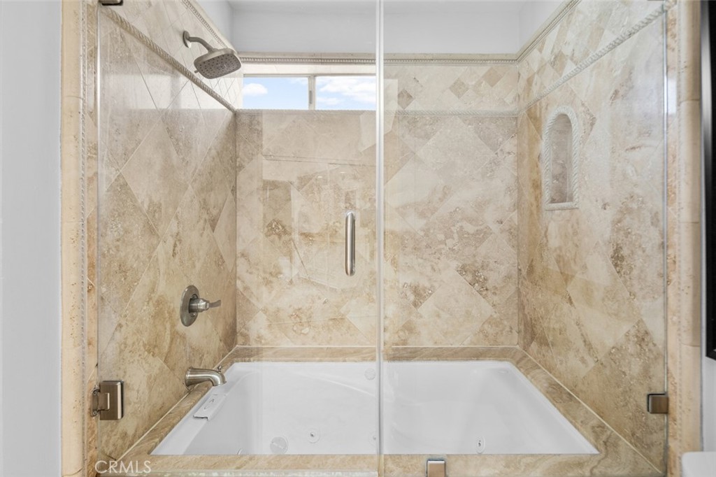 620 San Nicholas Street