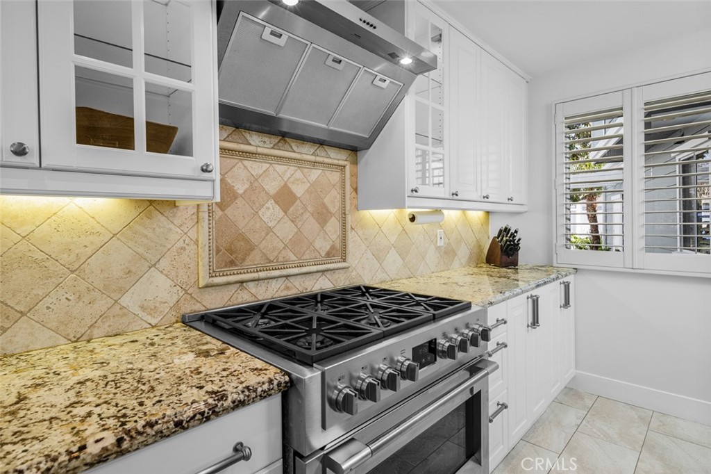 620 San Nicholas Street