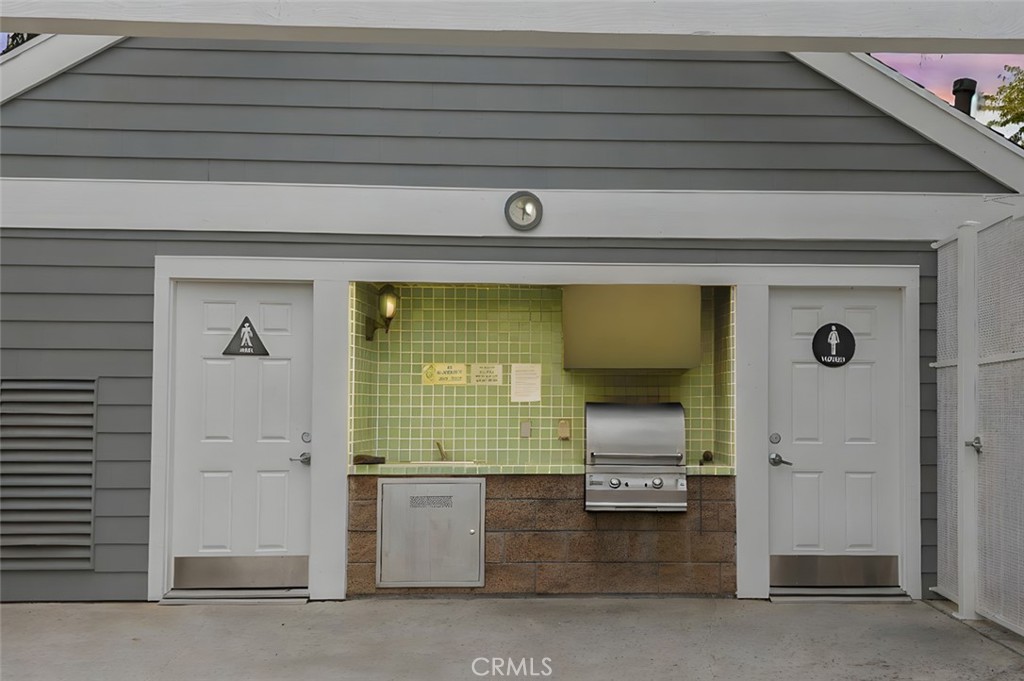 620 San Nicholas Street