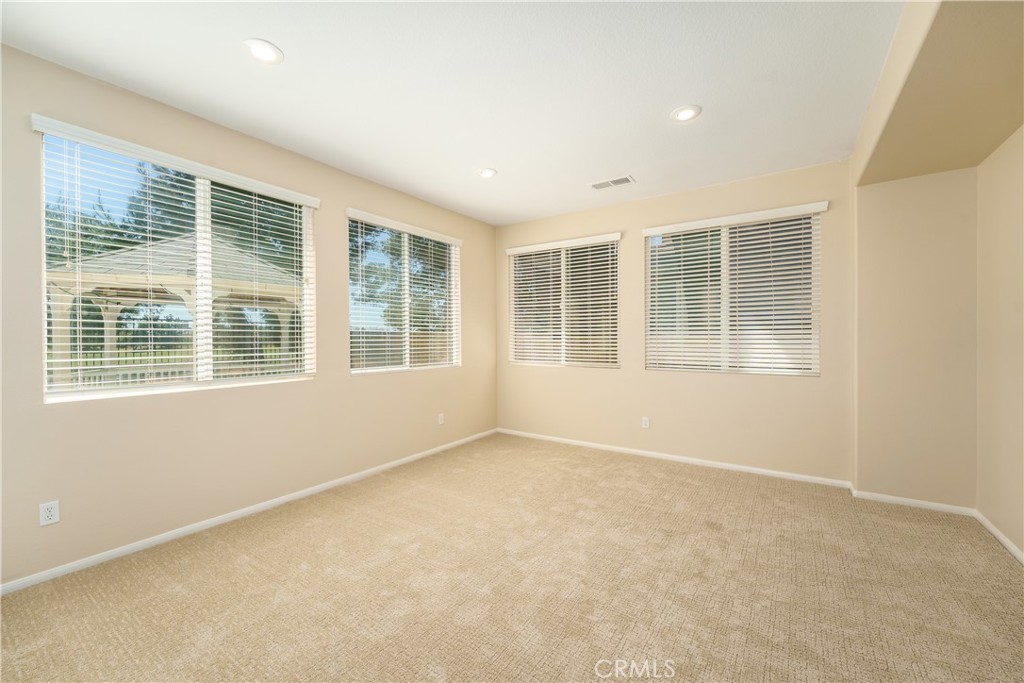 29260 Meandering Circle