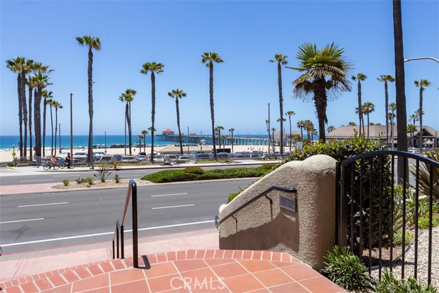 200 Pacific Coast HWY Unit: 322