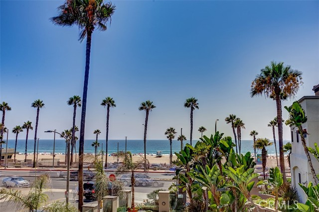 200 Pacific Coast HWY Unit: 322