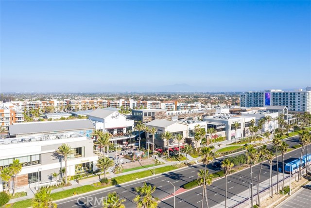 200 Pacific Coast HWY Unit: 322