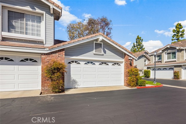 2241 Catalpa Drive